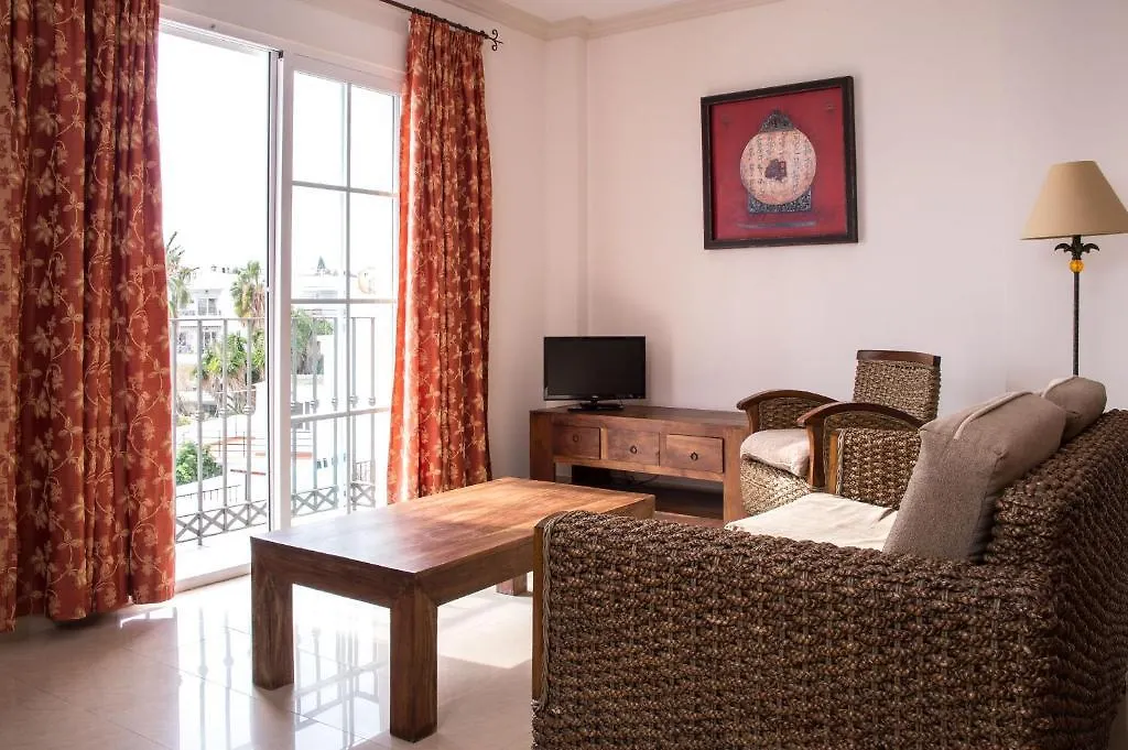 Apartamentos Plaza Cavana 5 Nerja Spain